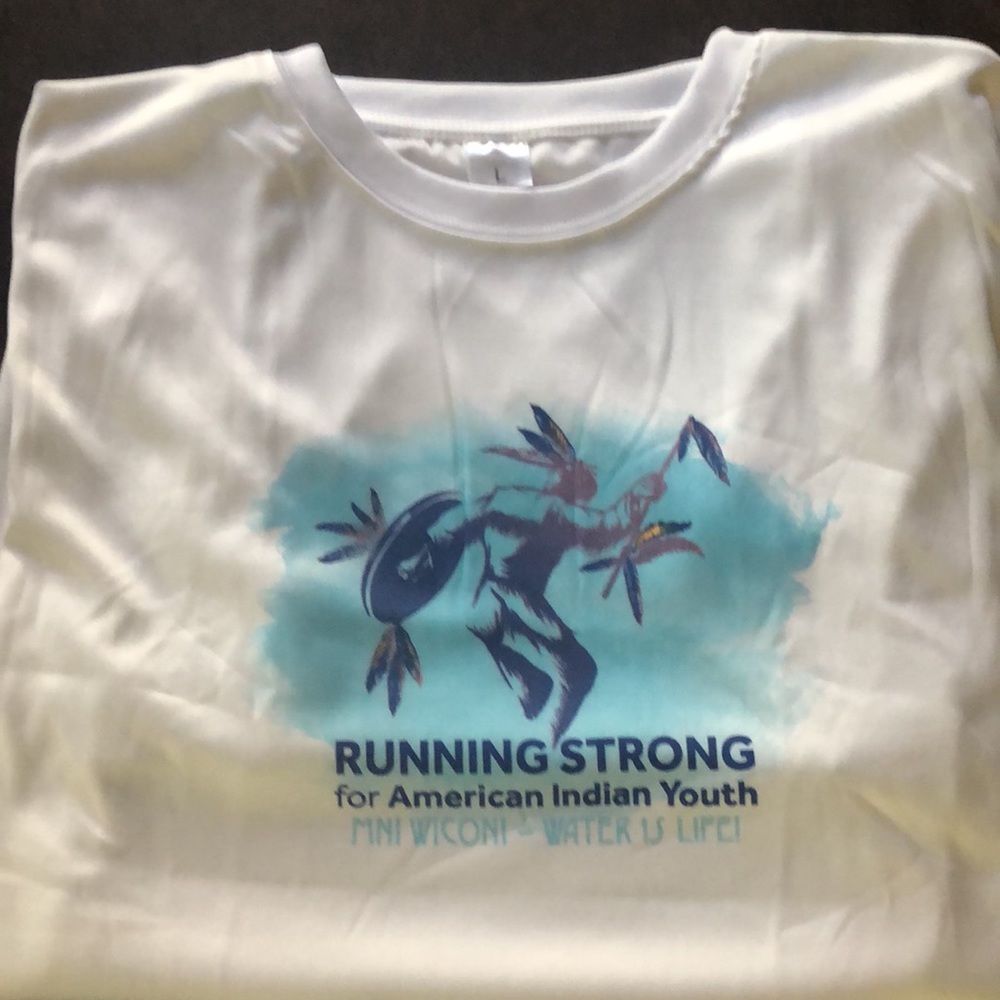 T-shirt - Picture 2 of 4